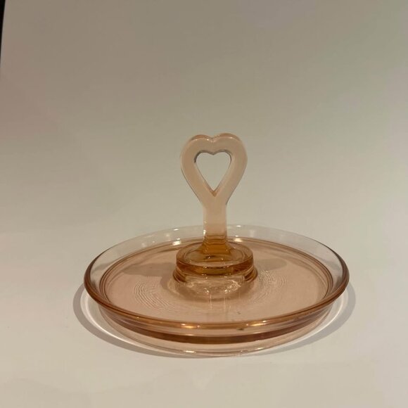 Vintage Pink Glass Heart Jewlery Tray - Picture 1 of 4